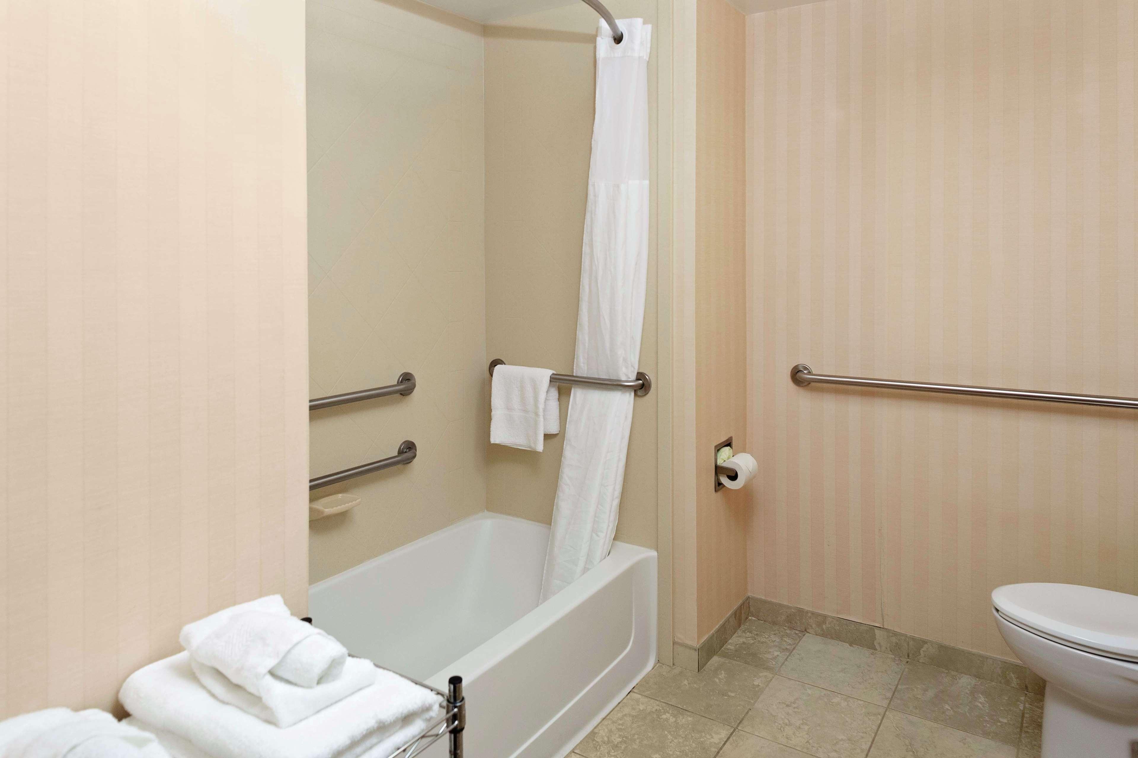 Hampton Inn Atlanta-Фейрберн Экстерьер фото